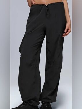 ALO Yoga Black megastar cargo pant